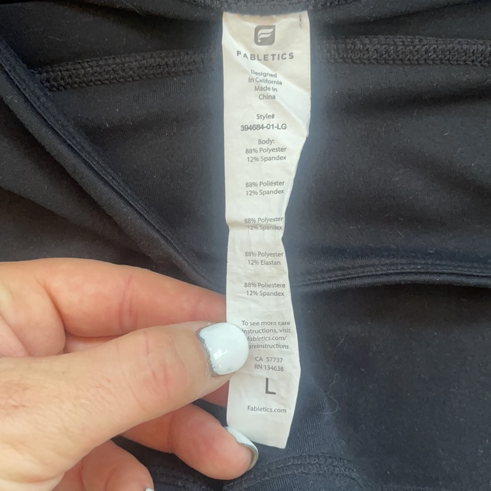 🩳 bundle Fabletics shorts 🩳 - Picture 3 of 10